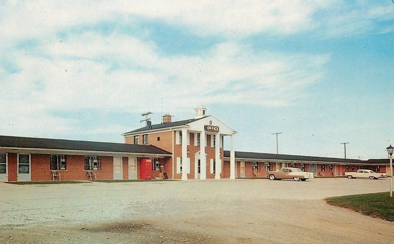 Travelers Motor Inn (New City Motel) - Vintage Postcard (newer photo)
